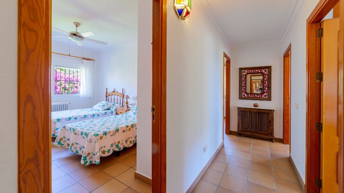 Image No.24-7 Bed Villa for sale