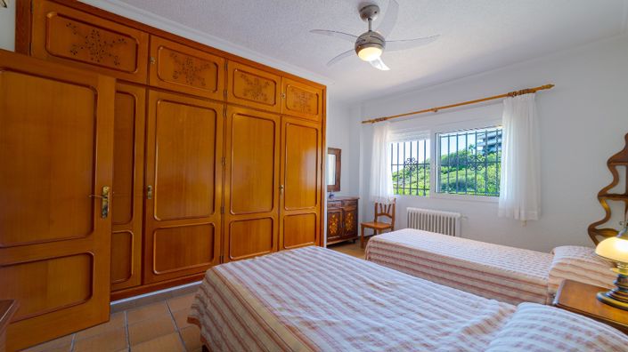 Image No.29-7 Bed Villa for sale