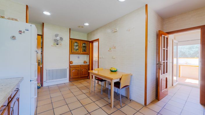Image No.41-7 Bed Villa for sale