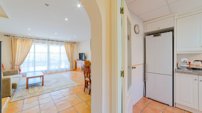 Image No.20-3 Bed Townhouse for sale