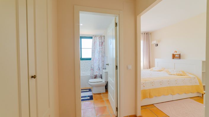 Image No.38-3 Bed Townhouse for sale
