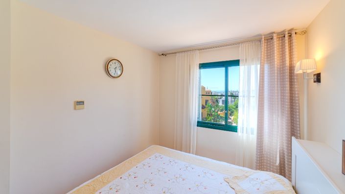 Image No.45-3 Bed Townhouse for sale