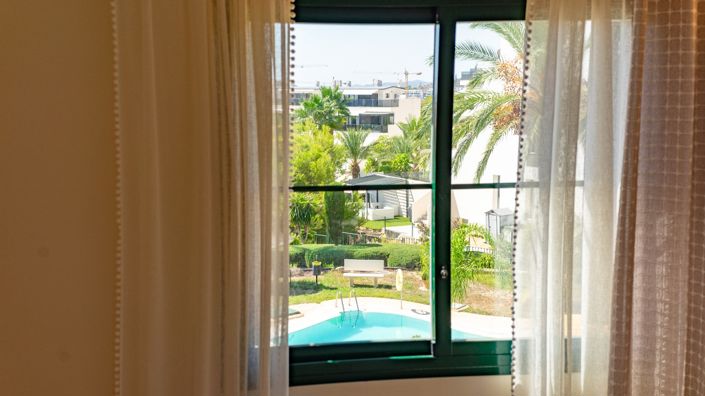 Image No.50-3 Bed Townhouse for sale