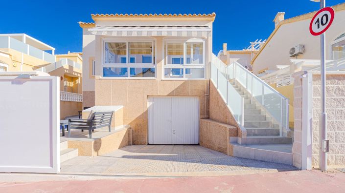 Image No.6-Villa de 2 chambres à vendre à Orihuela Costa