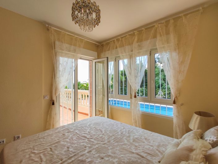 Image No.14-4 Bed Villa for sale
