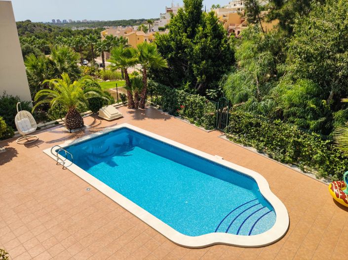 Image No.3-4 Bed Villa for sale