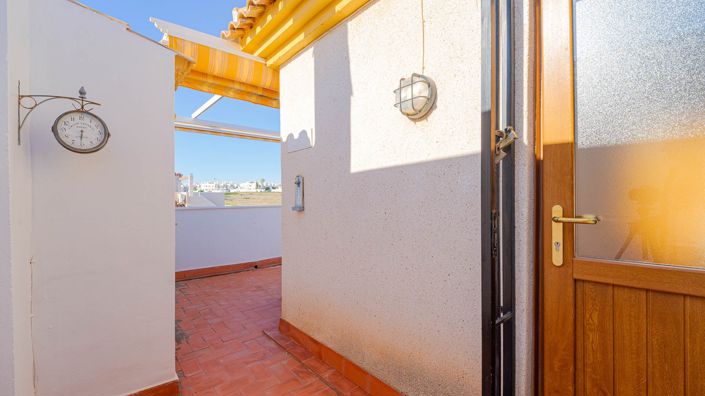 Image No.46-3 Bed Townhouse for sale