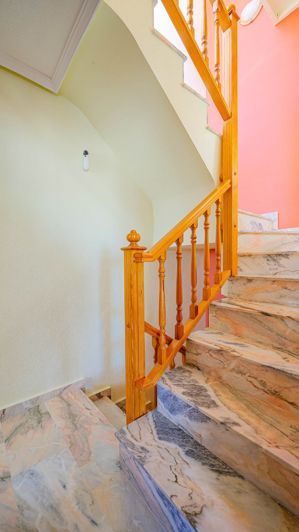 Image No.48-2 Bed Townhouse for sale