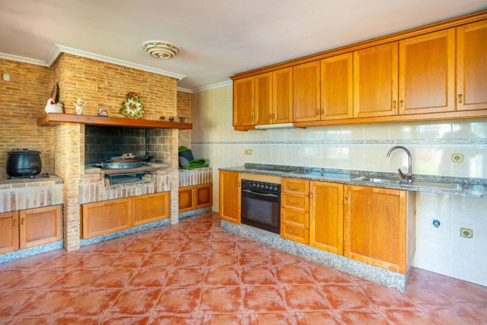 Image No.18-6 Bed Villa for sale