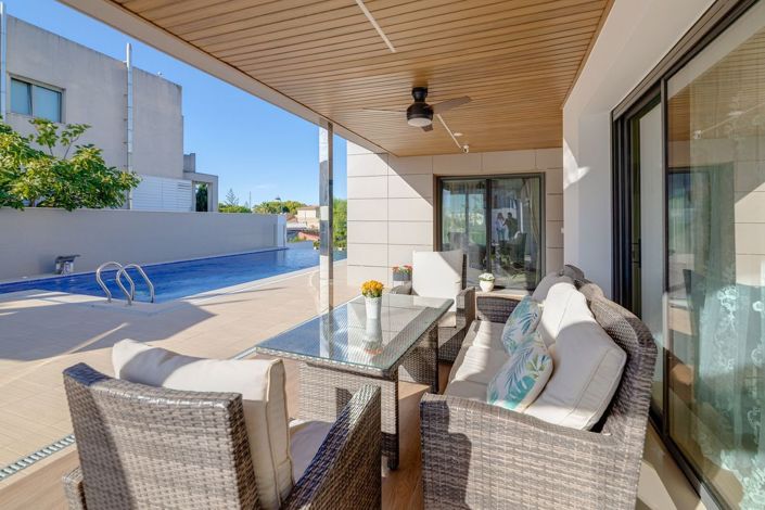 Image No.8-3 Bed Villa for sale