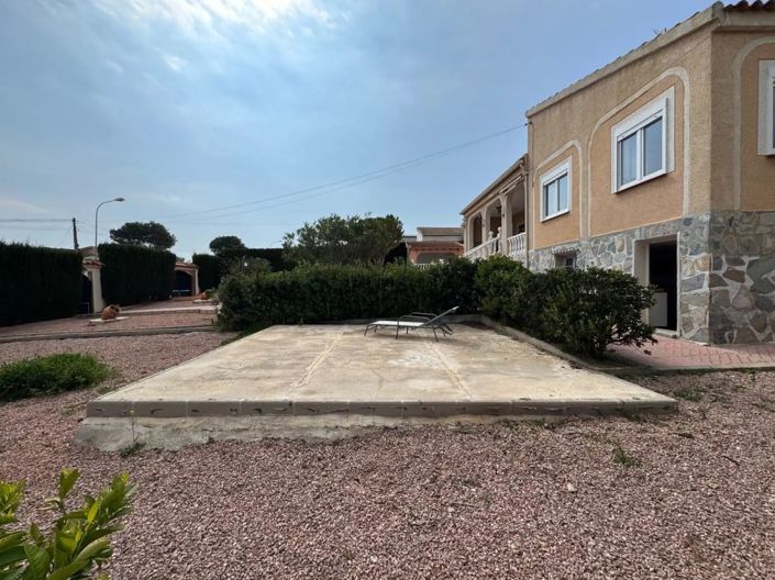Image No.25-3 Bed Villa for sale