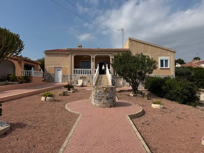 Image No.4-3 Bed Villa for sale