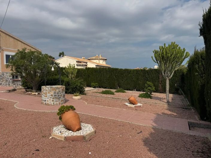 Image No.6-3 Bed Villa for sale