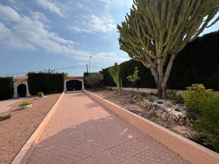 Image No.9-3 Bed Villa for sale