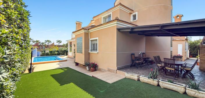 Image No.8-5 Bed Villa for sale