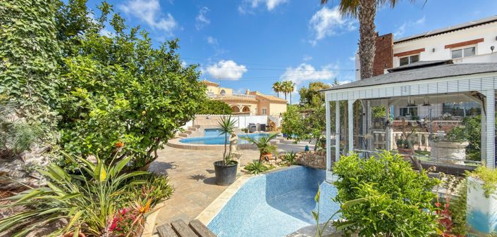 Image No.19-7 Bed Villa for sale