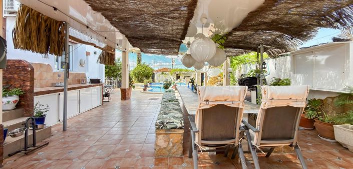 Image No.27-7 Bed Villa for sale