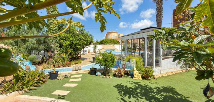 Image No.6-7 Bed Villa for sale