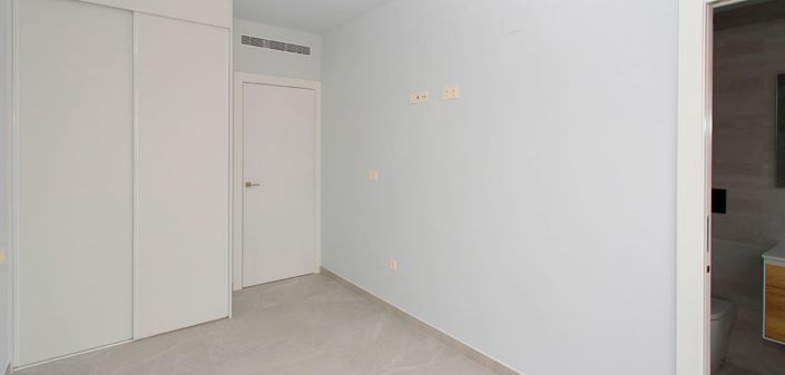 Image No.16-2 Bed Apartment for sale
