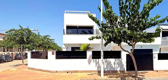 Image No.8-2 Bed Villa for sale