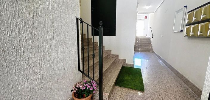 Image No.18-2 Bed Apartment for sale