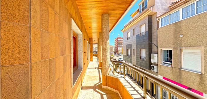 Image No.28-6 Bed Duplex for sale