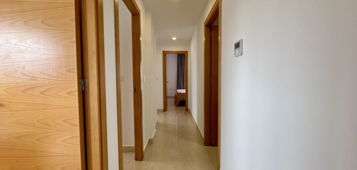 Image No.21-3 Bed Apartment for sale
