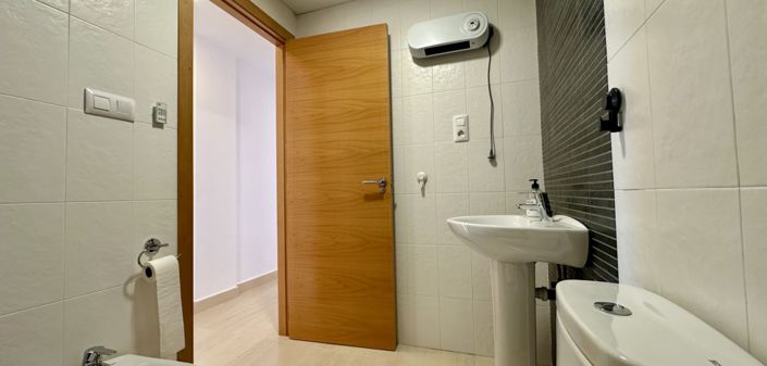 Image No.29-3 Bed Apartment for sale