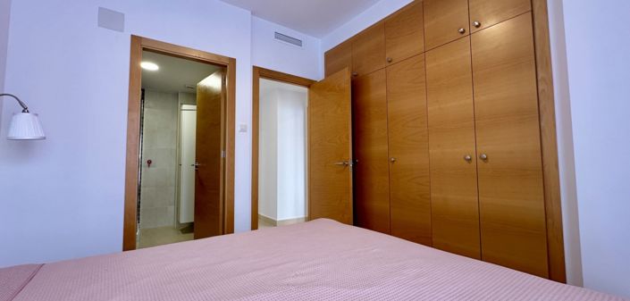 Image No.30-3 Bed Apartment for sale