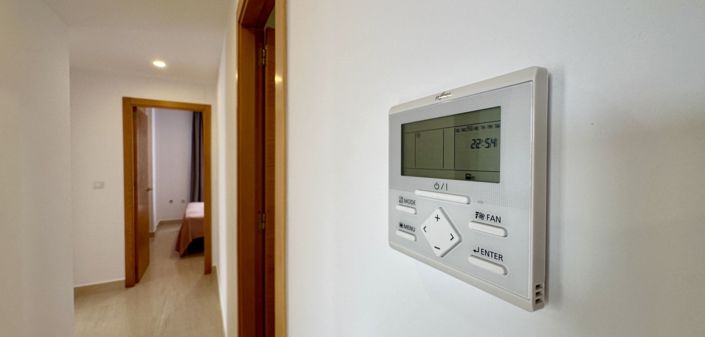 Image No.8-3 Bed Apartment for sale