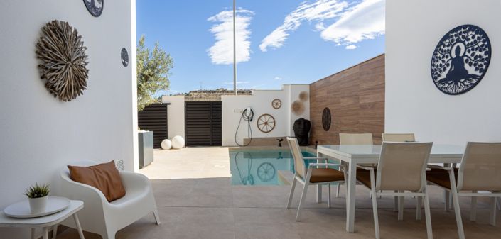 Image No.33-3 Bed Townhouse for sale