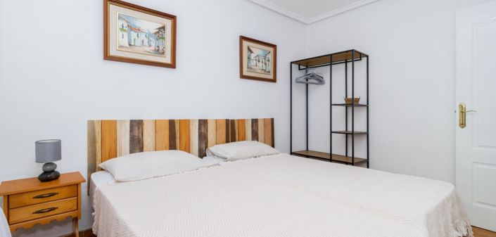 Image No.18-3 Bed Townhouse for sale