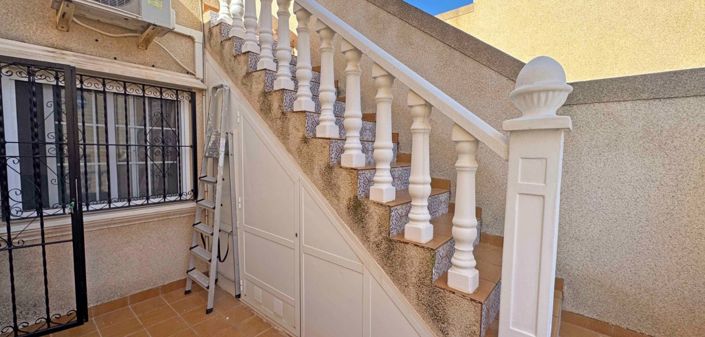 Image No.28-2 Bed Townhouse for sale