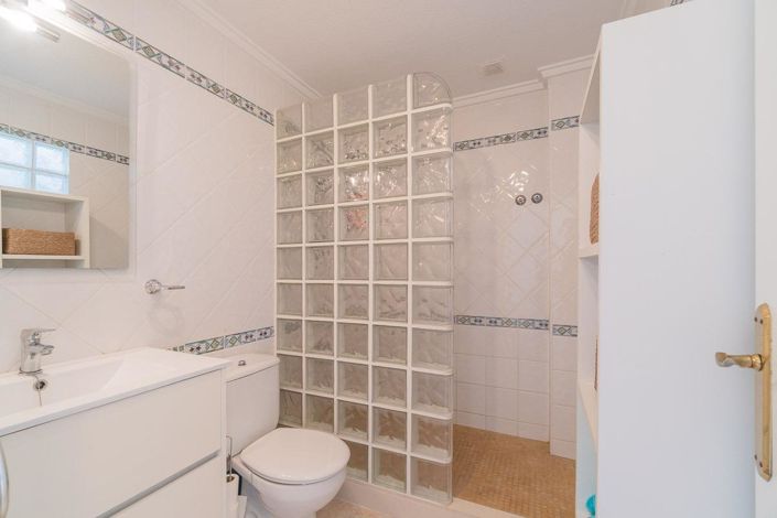 Image No.21-2 Bed Duplex for sale
