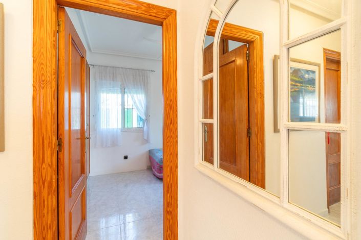 Image No.21-3 Bed Villa for sale
