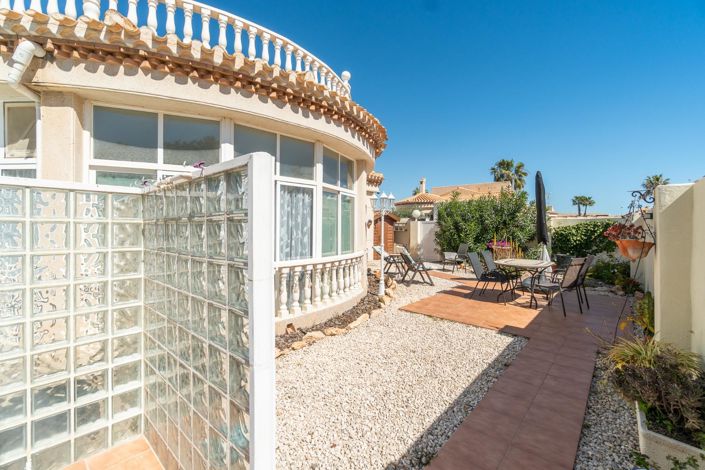 Image No.44-3 Bed Villa for sale