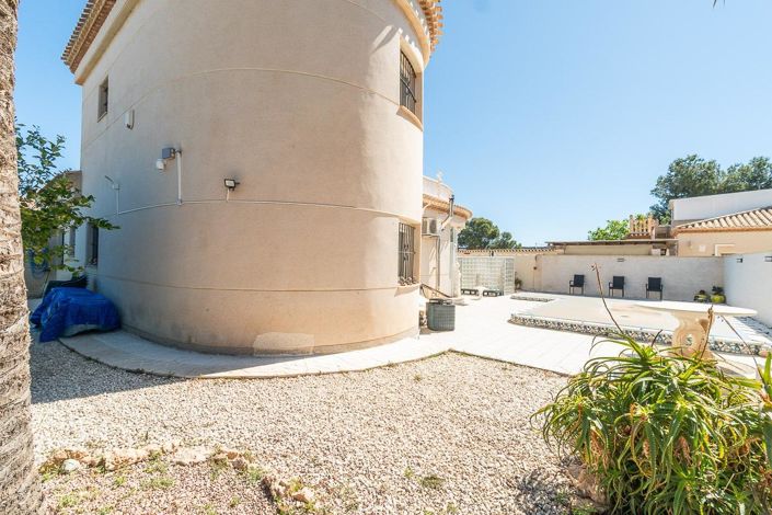 Image No.8-3 Bed Villa for sale