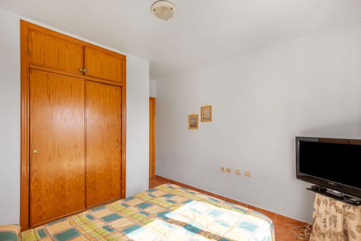 Image No.18-2 Bed Apartment for sale
