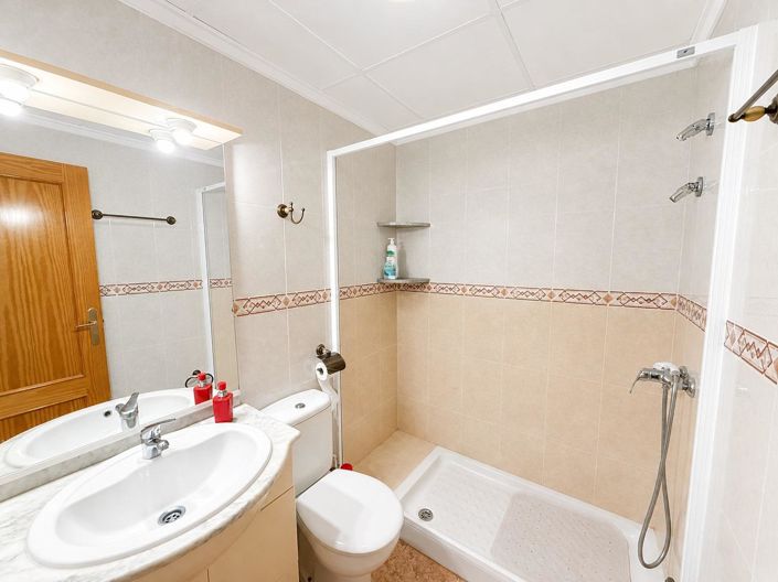 Image No.9-2 Bed Apartment for sale