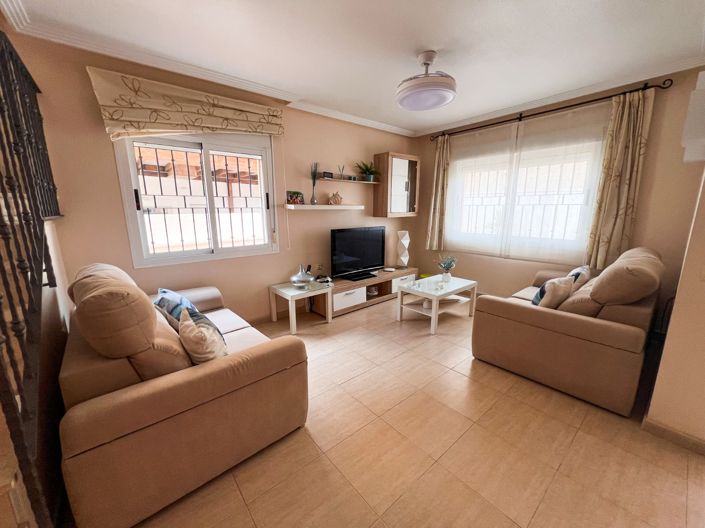 Image No.9-3 Bed Townhouse for sale