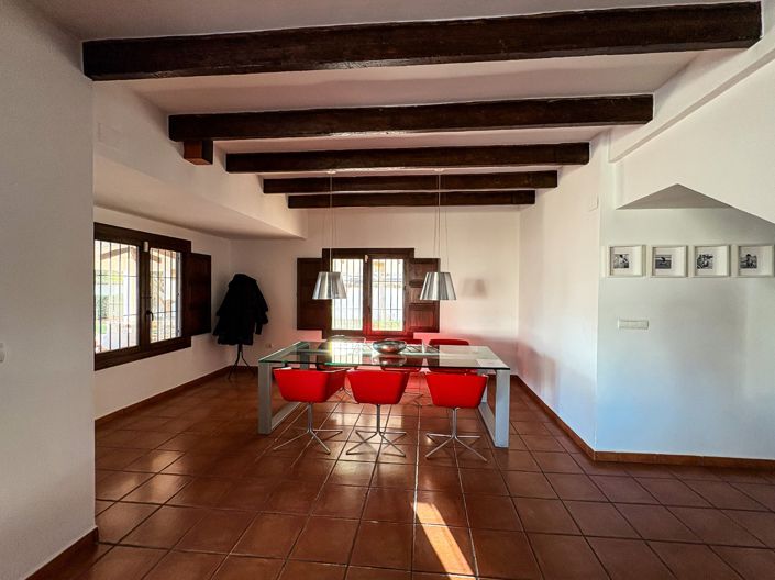 Image No.13-4 Bed Villa for sale
