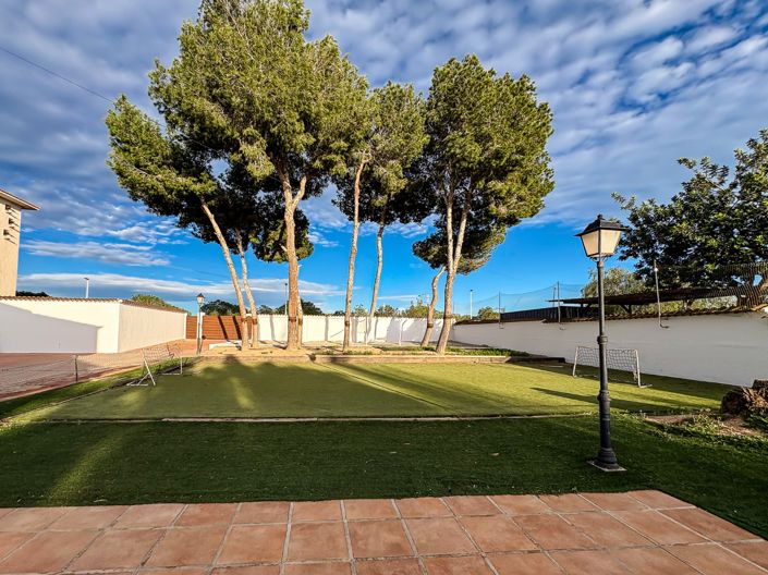 Image No.35-4 Bed Villa for sale