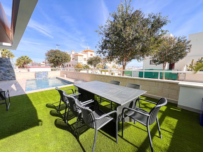 Image No.23-3 Bed Apartment for sale