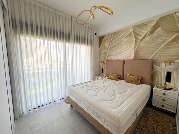 Image No.8-3 Bed Apartment for sale