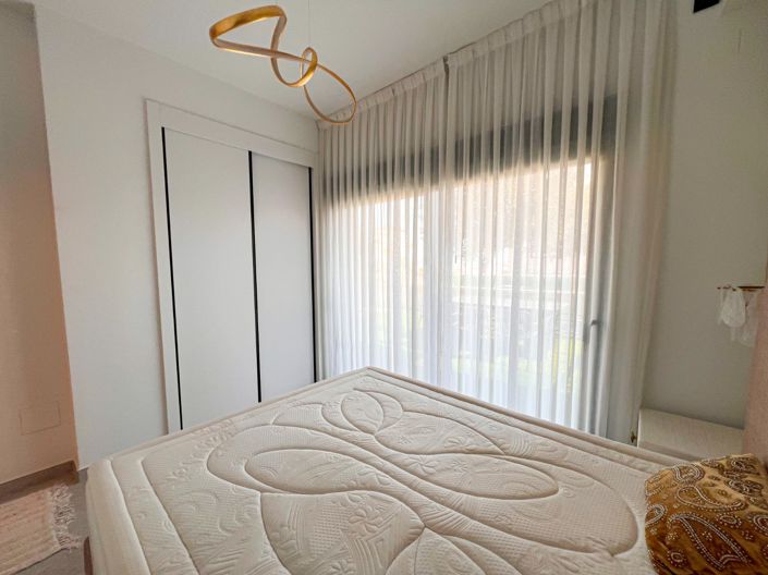 Image No.9-3 Bed Apartment for sale
