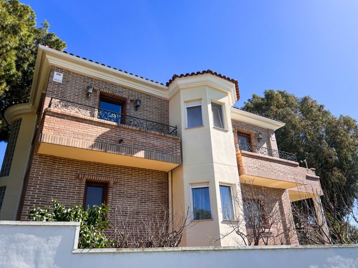 Image No.3-5 Bed Villa for sale