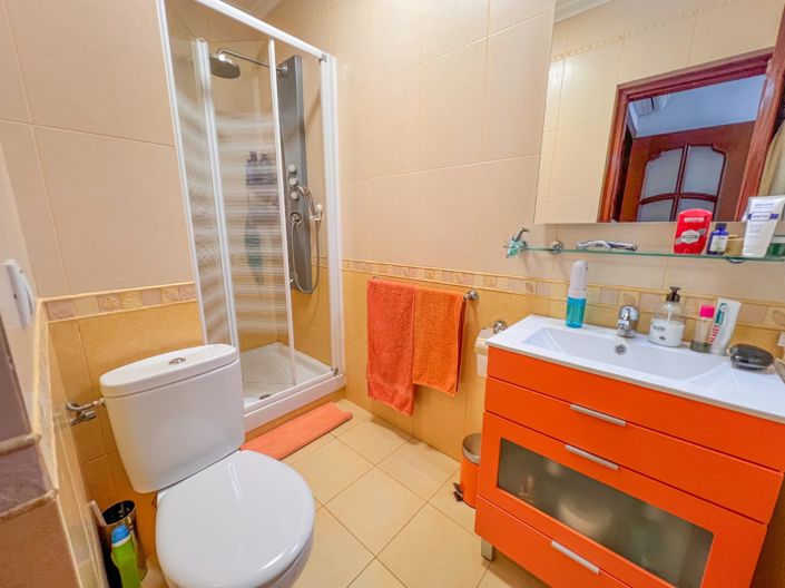 Image No.40-5 Bed Villa for sale