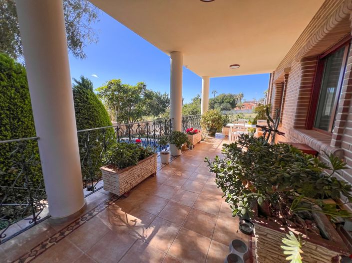 Image No.6-5 Bed Villa for sale
