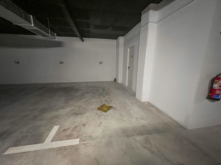 Image No.28-2 Bed Apartment for sale