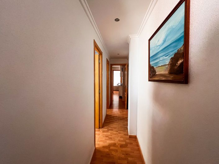 Image No.22-3 Bed Apartment for sale